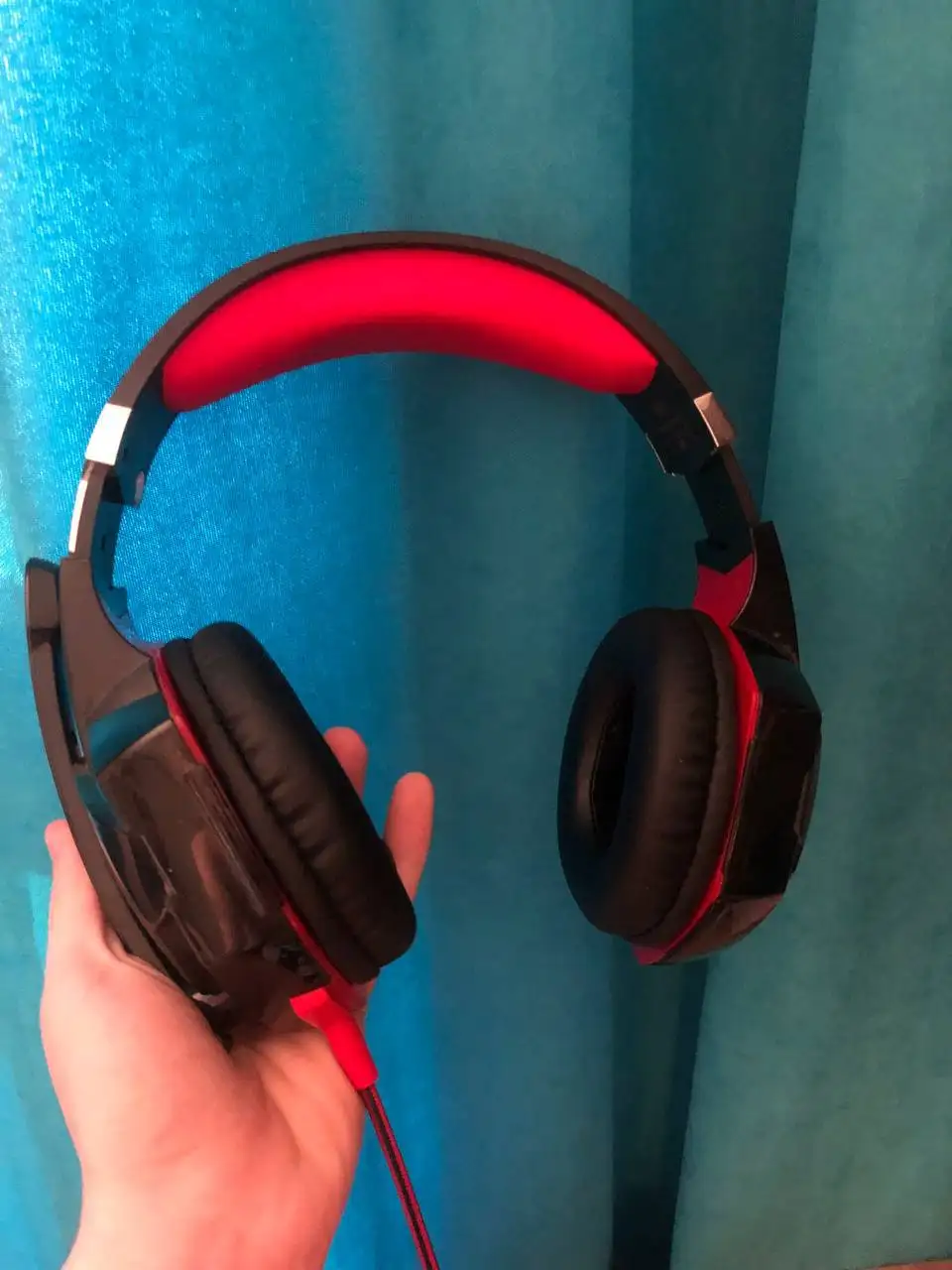 Продажа беспроводных наушников - Электроника в Барнаул