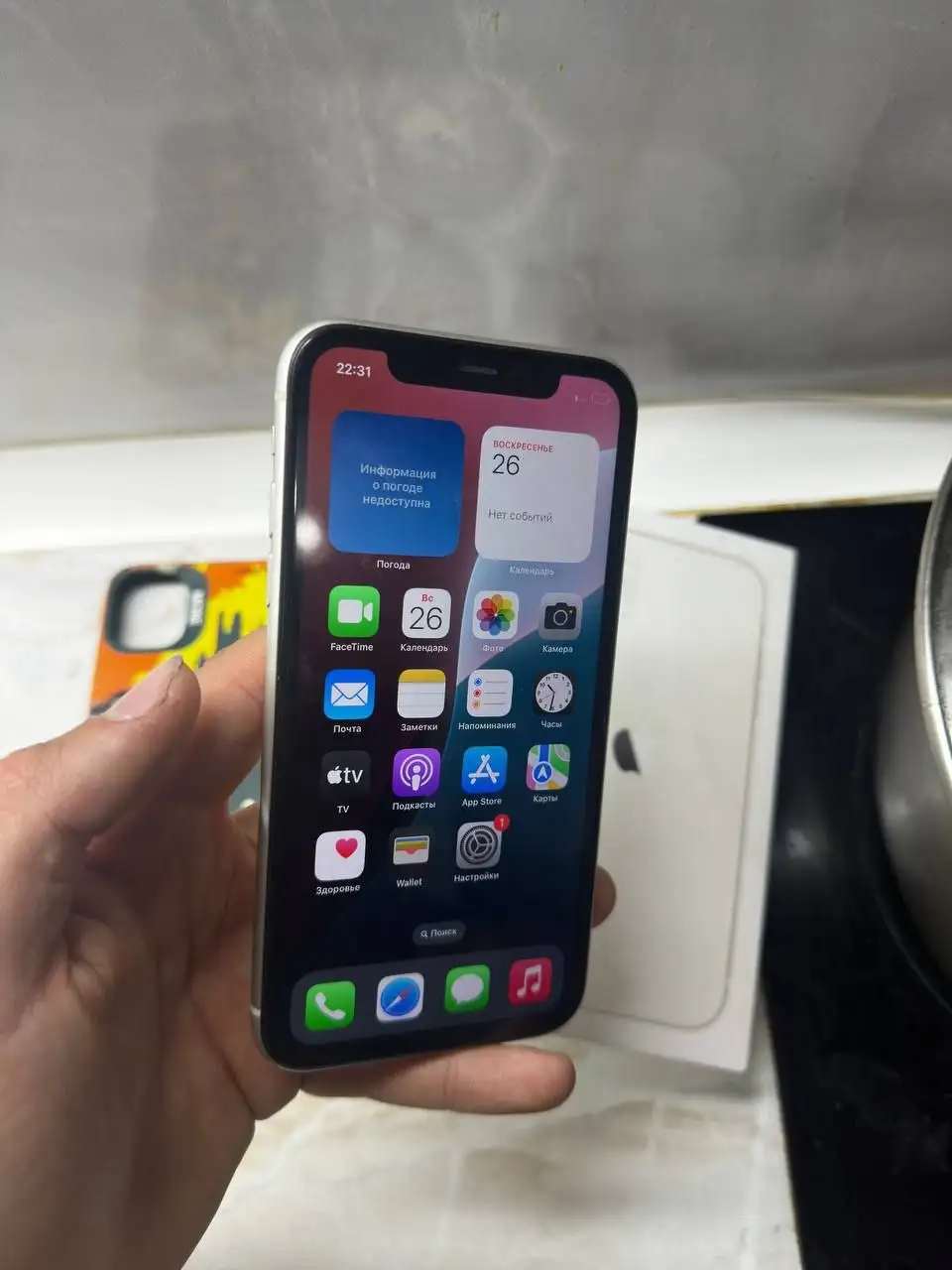 iPhone 11 White 128GB б/у - Смартфоны и гаджеты (Электроника) в Барнаул