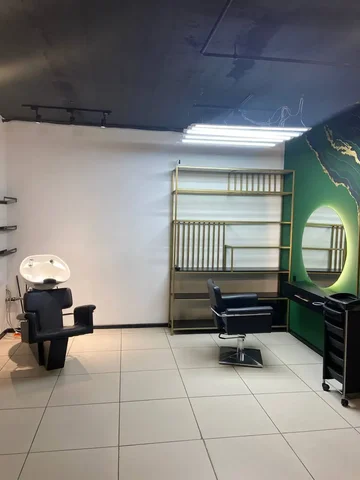 Аренда места парикмахера в студии красоты - Производство в Барнаул