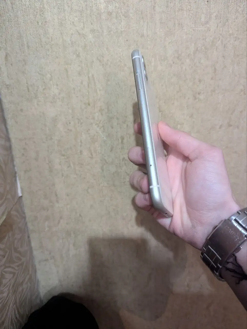 Продажа iPhone 11 64 ГБ - Мобильные телефоны (Электроника) в Барнаул