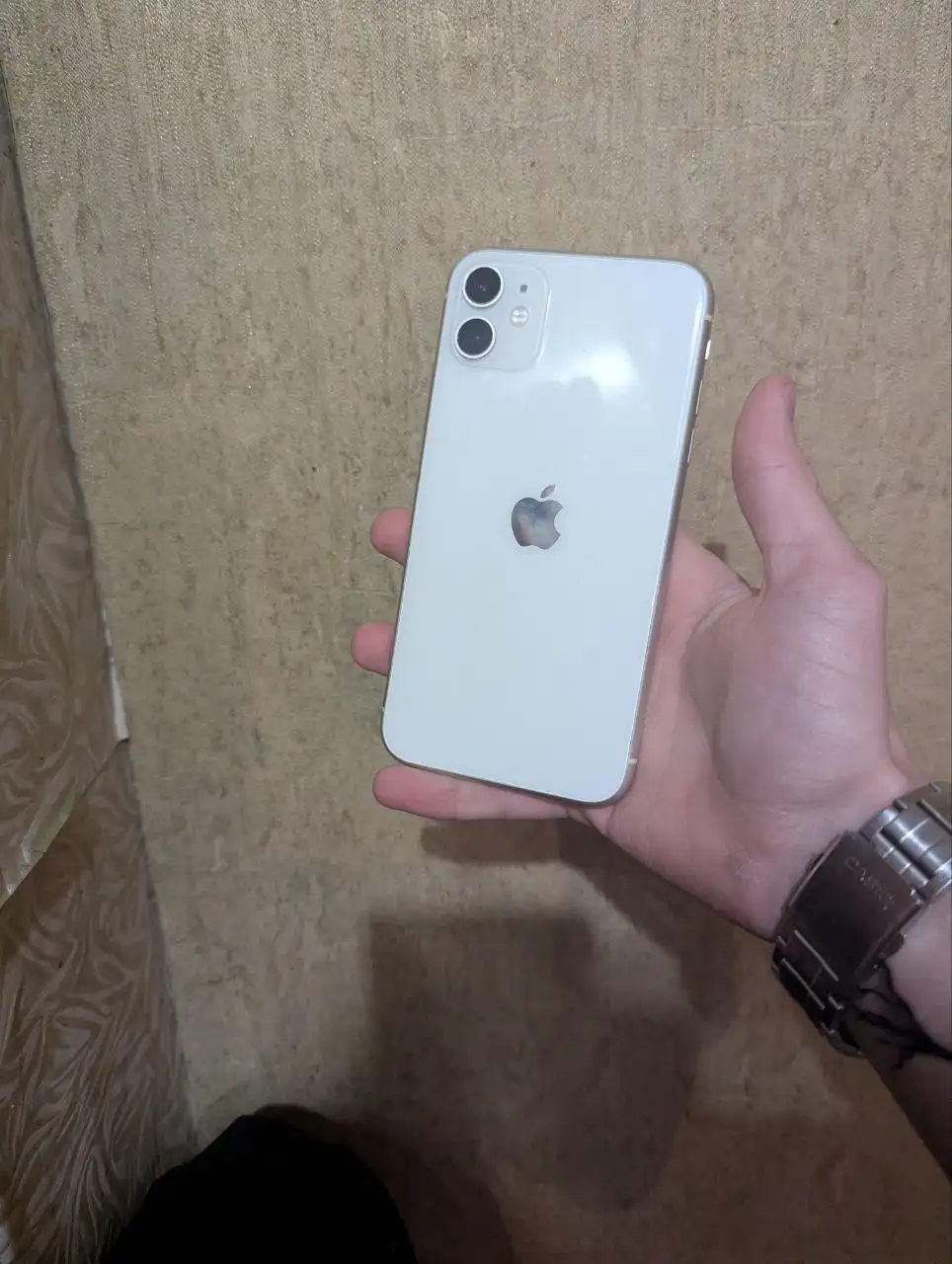 Продажа iPhone 11 64 ГБ - Мобильные телефоны (Электроника) в Барнаул