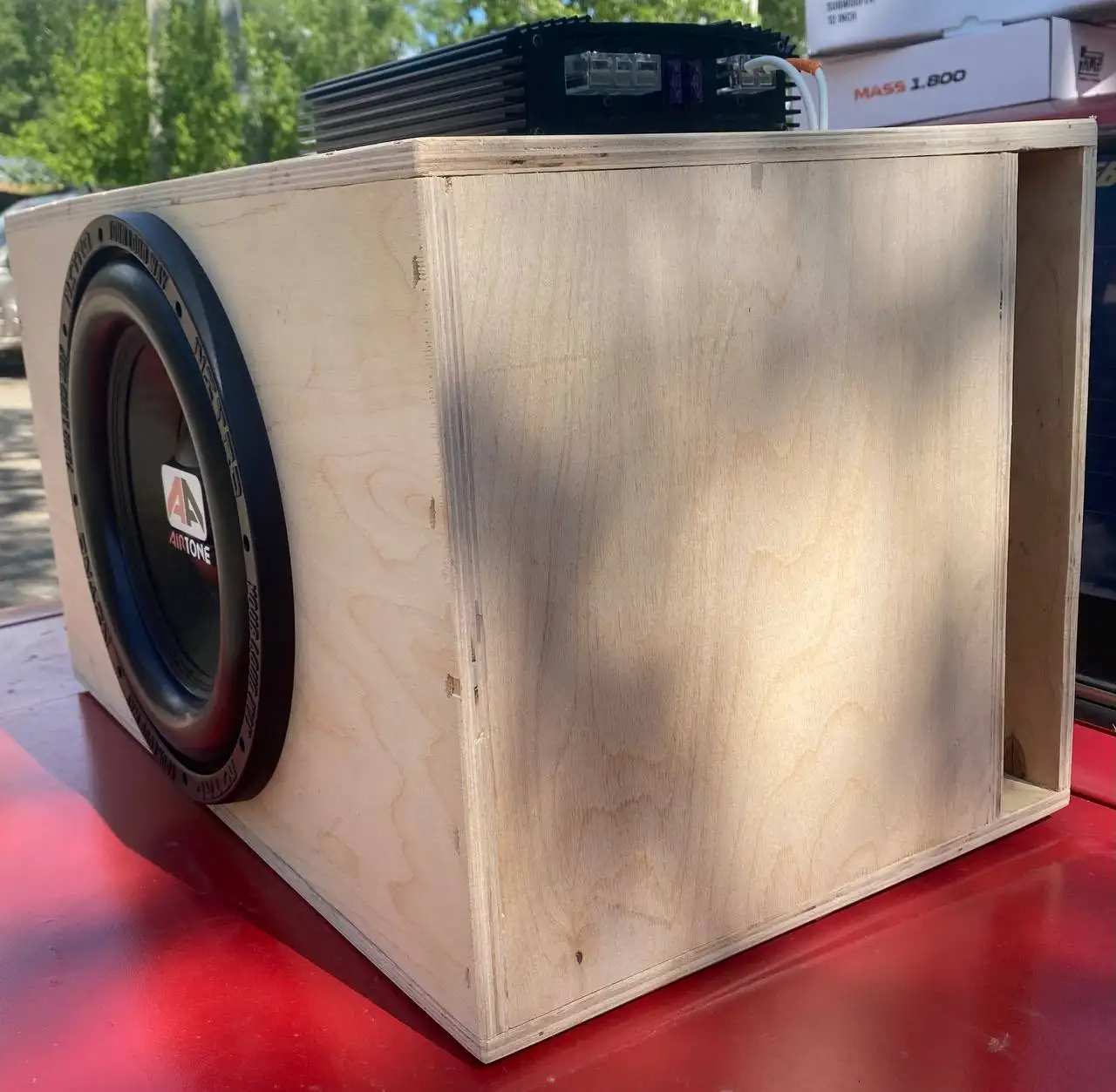 Продам готовый сабвуфер (короб, усилитель, саб) AMP MASS + AIRTONE NITRO - Автозвук (Авто) в Барнаул