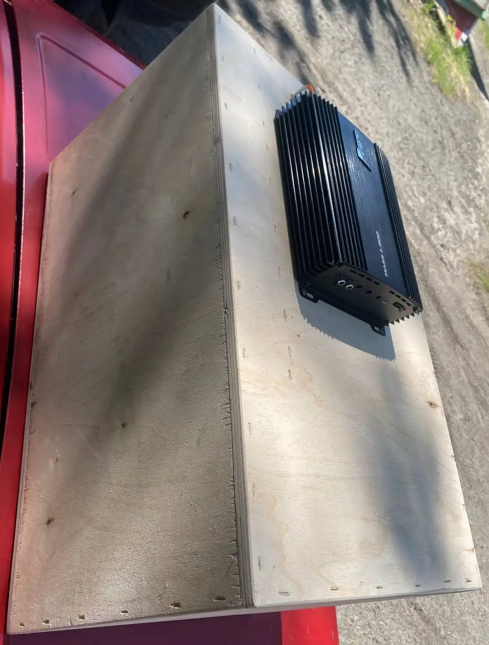 Продам готовый сабвуфер (короб, усилитель, саб) AMP MASS + AIRTONE NITRO - Автозвук (Авто) в Барнаул