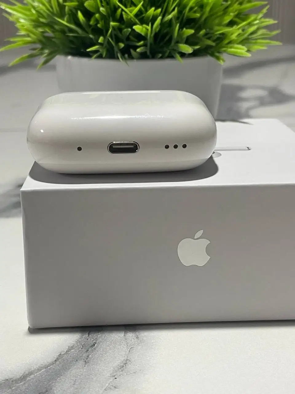 Продам AirPods Pro 2 новые - Электроника в Барнаул
