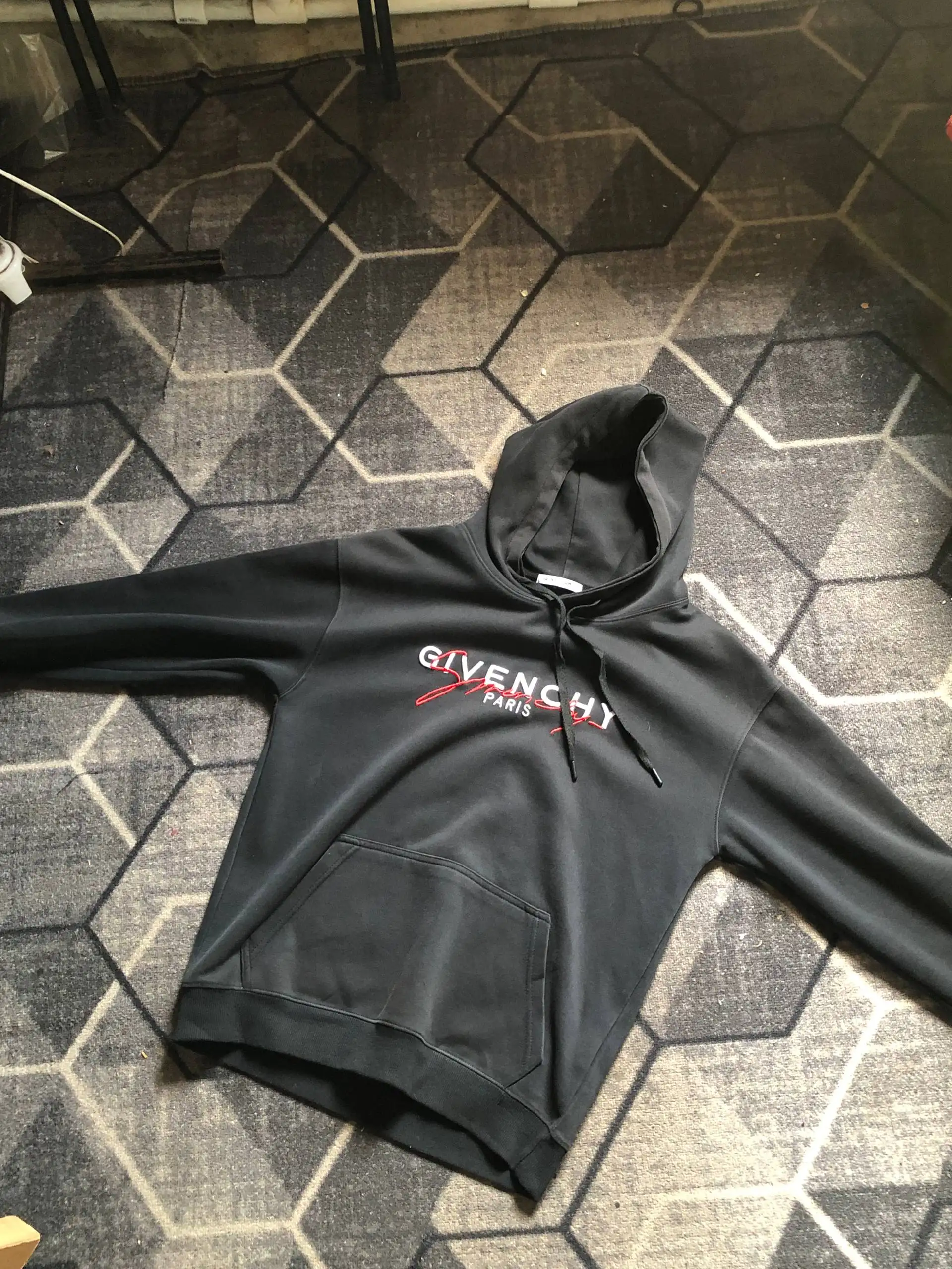 Худи Givenchy, кеды Giuseppe Zanotti, штаны Bape Shark - Обувь (Одежда) в Барнаул
