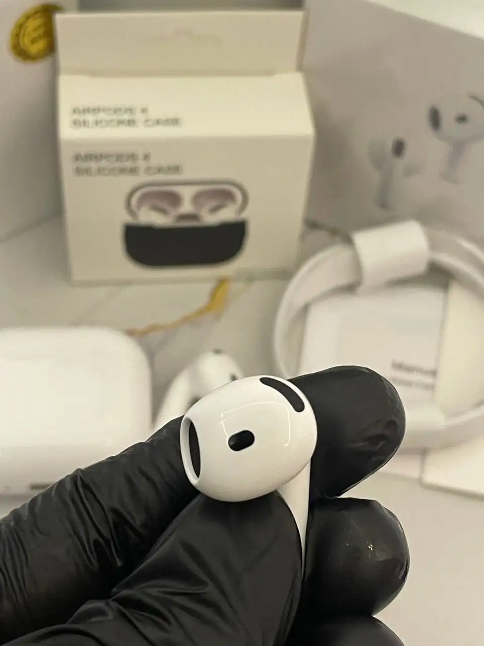AirPods 4 (новые) с чехлом в подарок - Наушники (Электроника) в Барнаул