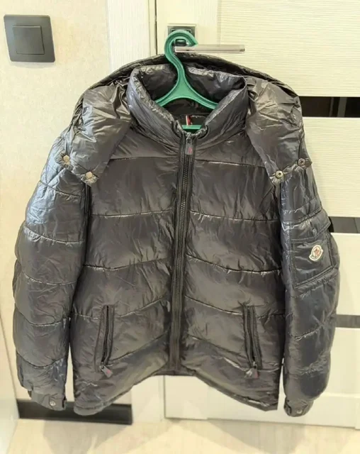 Куртка MONCLER - Одежда в Барнаул