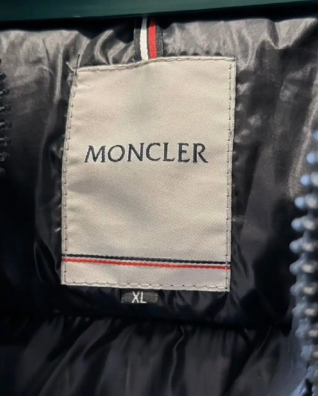Куртка MONCLER - Верхняя одежда (Одежда) в Барнаул