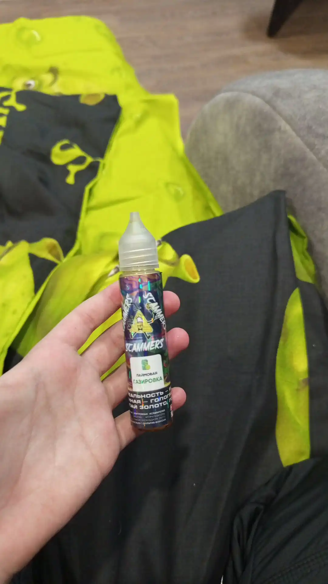 Продажа двух жижек со вкусом лаймовая газировка и клюква