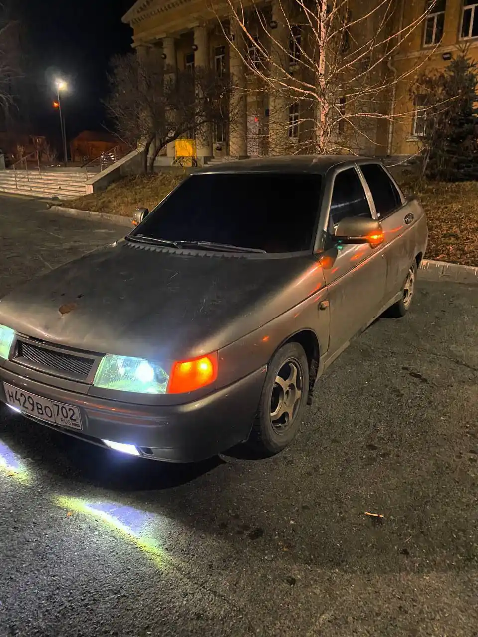 Автомобиль 1999г 8-клопп