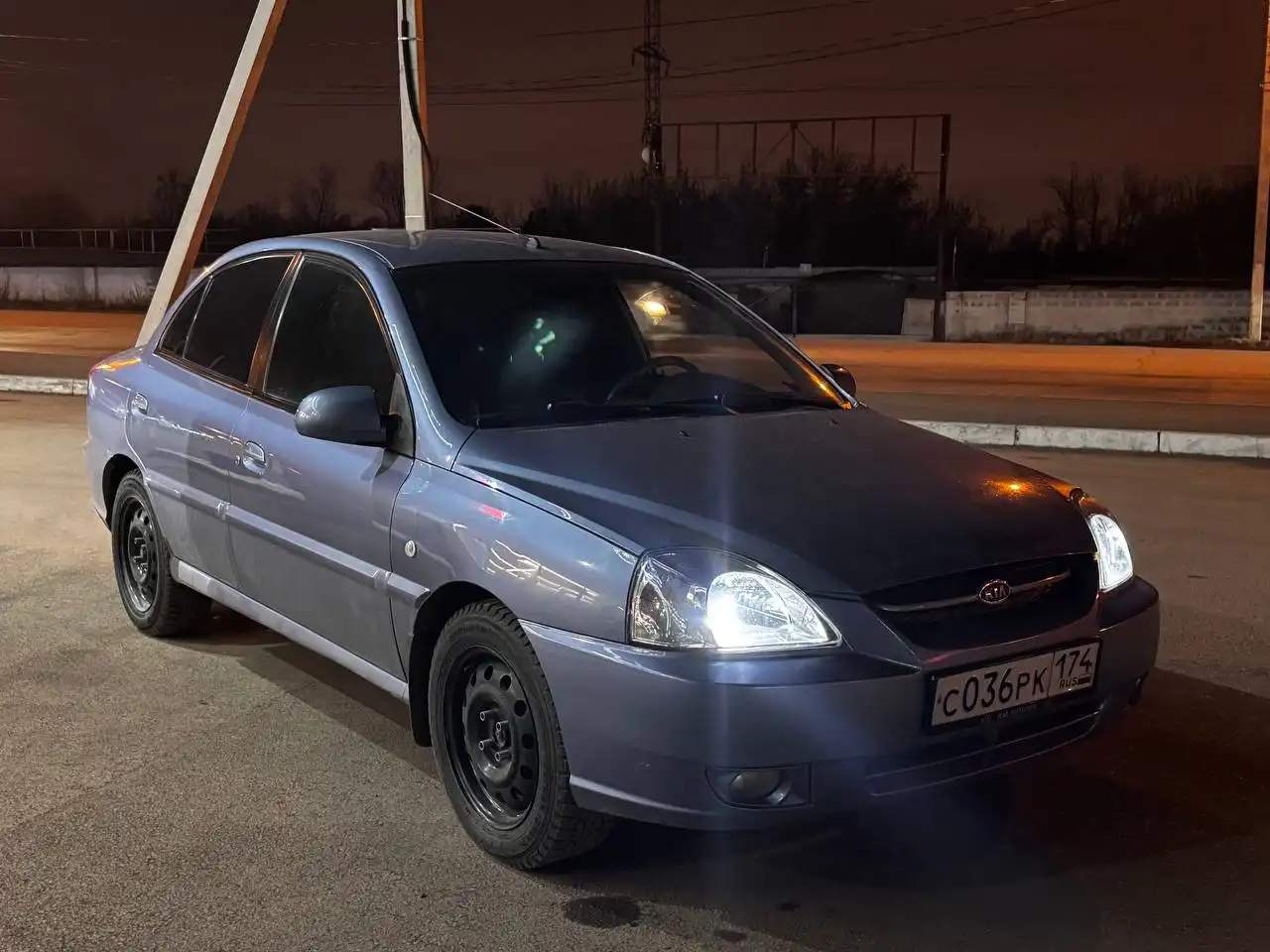 KIA RIO 2005 года