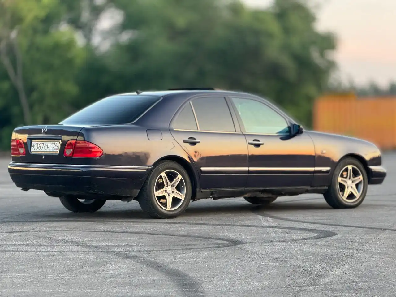 Продажа/обмен Mercedes-Benz Aвангард с косяками по кузову