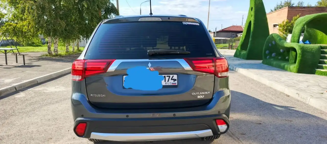 Автомобиль 2017 года с полным приводом