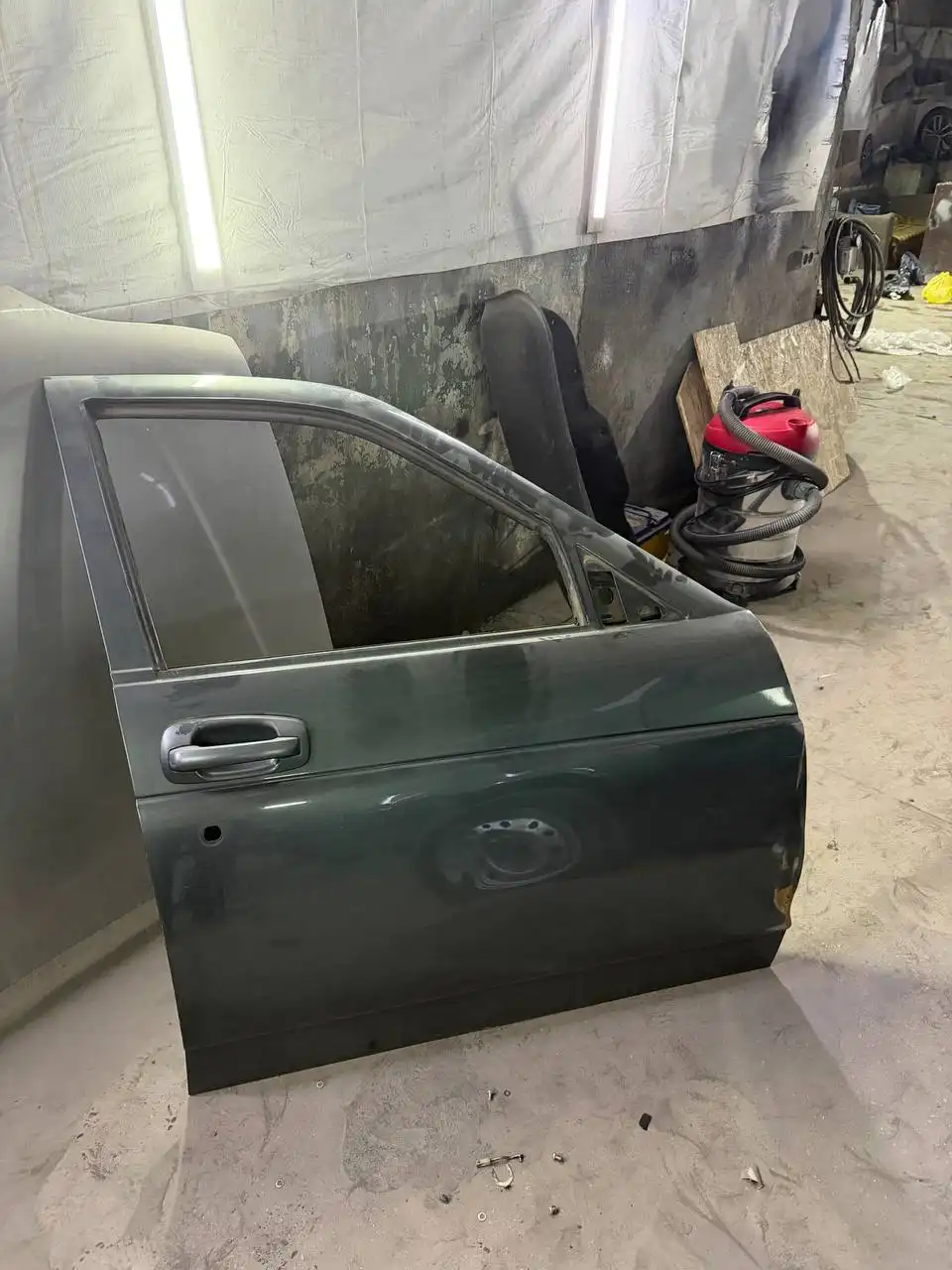 Продам дверь от Lada Priora