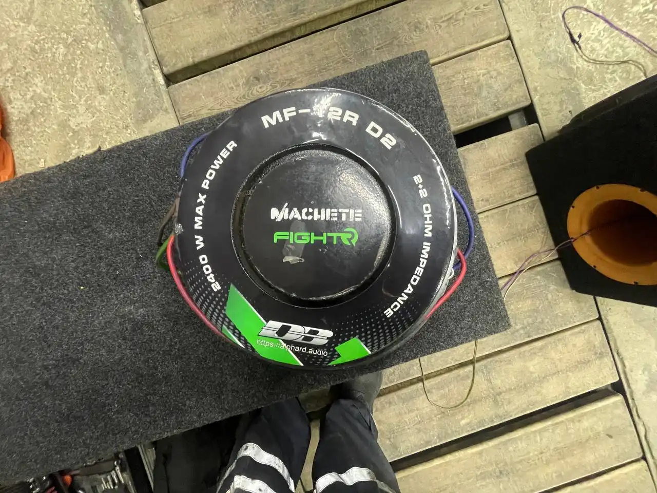 Динамик 10к с коробом