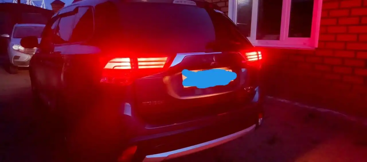 Продажа полноприводного автомобиля 2017 года