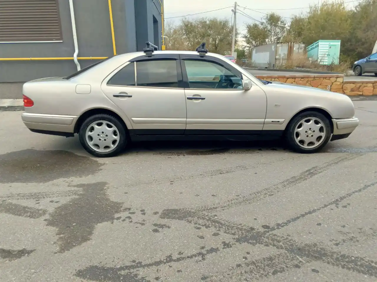 Mercedes Benz W210 M111 2.3 бензин в отличном состоянии