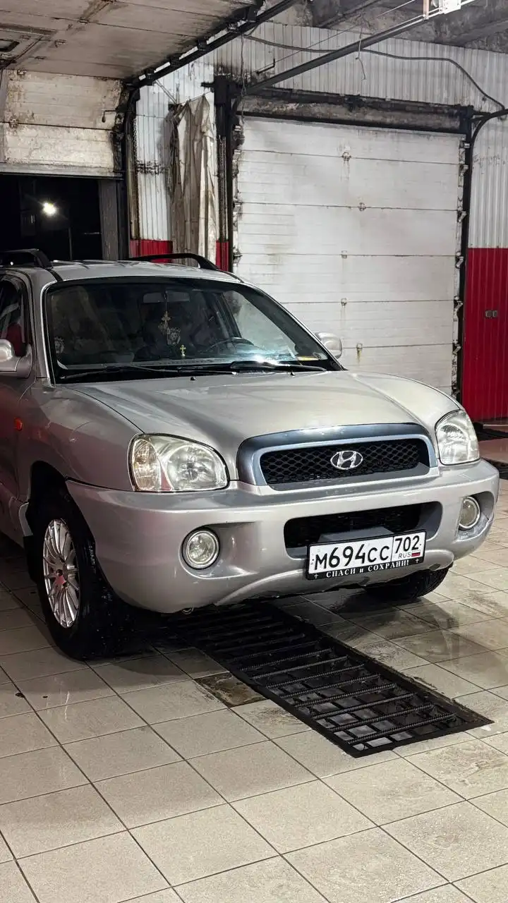 Hyundai Santa Fe 2010 года с запретом