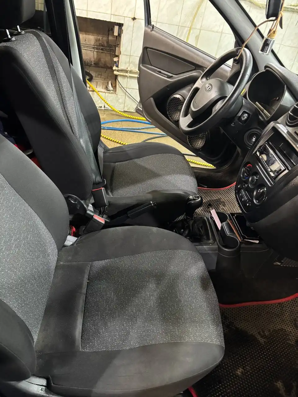 Продажа Lada Granta 2015 года