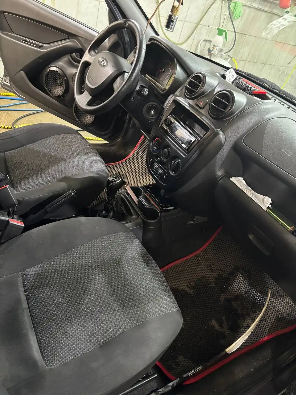 Продажа Lada Granta 2015 года