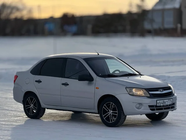 Продам Lada Granta 2017 года в Магнитогорске - Аудио в Магнитогорск