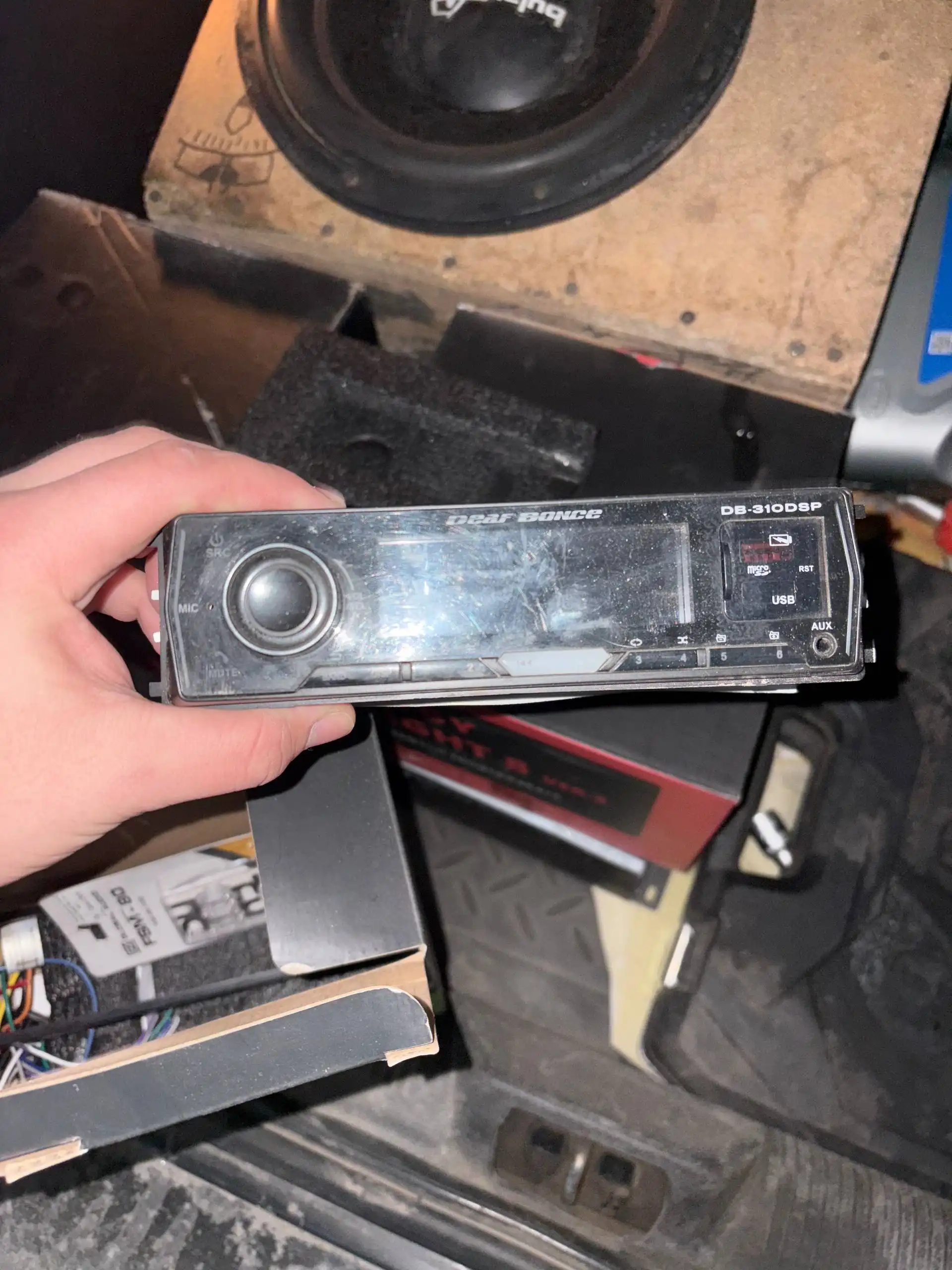 Продажа аудиооборудования для авто: сабвуфер Bulawa 900W, моноблок, магнитола DB-310DSP, усилитель Pride Quattro XL - Аудиооборудование (Авто) в Магнитогорск