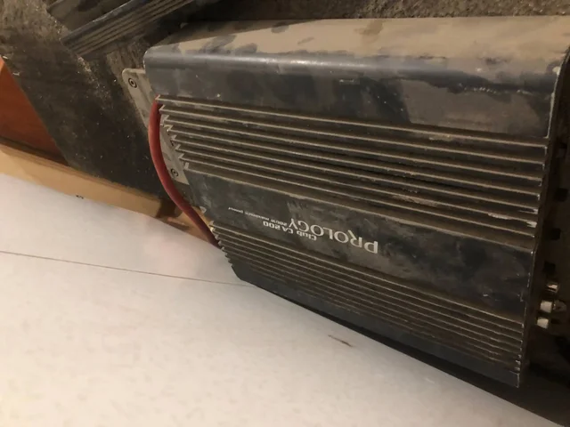 Продам саб срочно - Авто в Магнитогорск