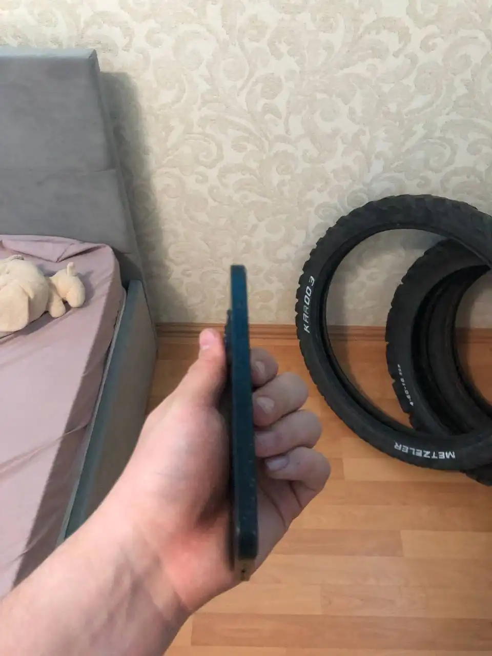 Продажа iPhone 13 и Apple Watch SE 2 - Смартфоны и гаджеты (Электроника) в Магнитогорск