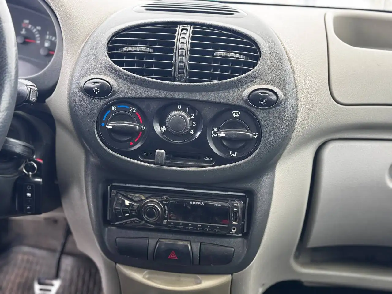 Продажа LADA KALINA 2010 года - Легковые автомобили (Авто) в Магнитогорск