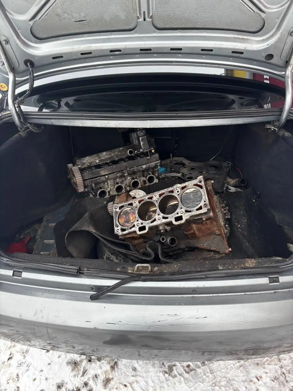 Продажа автомобиля ГАЗель 2011 года с дополнительными запчастями - Грузовые автомобили (Авто) в Магнитогорск