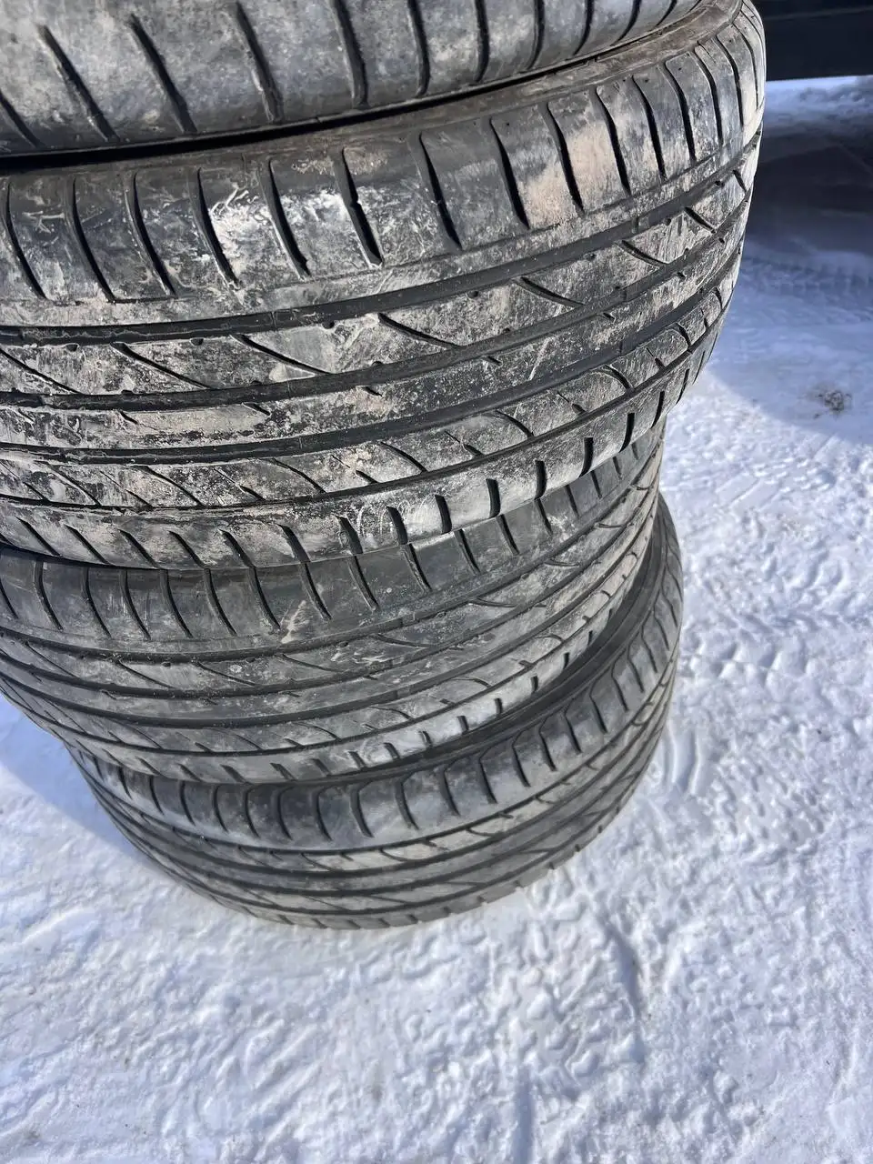 Автомобильная шина R17/215/55 21 года выпуска - Шины и диски (Авто) в Магнитогорск