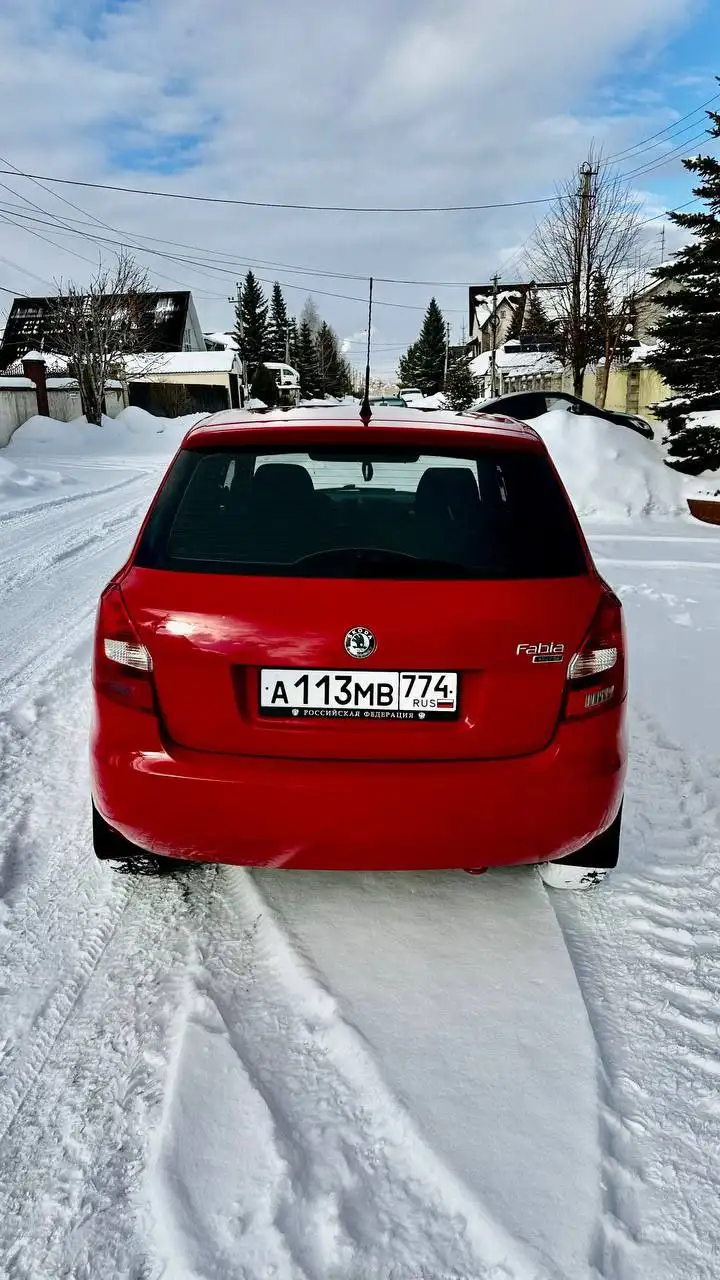 Skoda Fabia 2010г. 1.2 механика - Легковые автомобили (Авто) в Магнитогорск