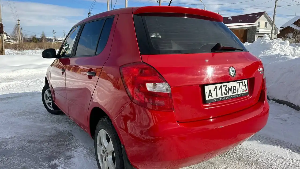 Skoda Fabia 2010г. 1.2 механика - Легковые автомобили (Авто) в Магнитогорск