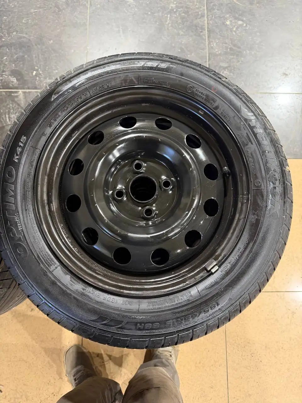 Продам почти новые оригинальные колёса от Соляриса - Запчасти (Авто) в Магнитогорск