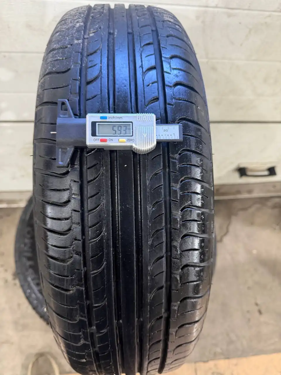 Продам почти новые оригинальные колёса от Соляриса - Запчасти (Авто) в Магнитогорск