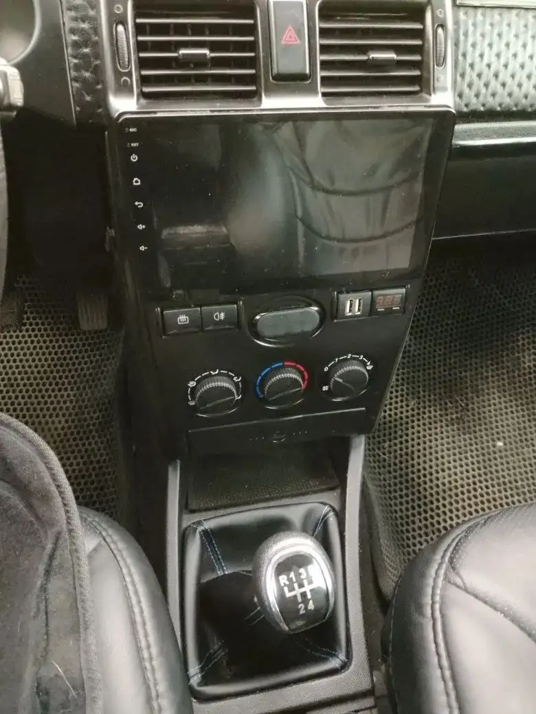 Продам Ладу Приору 2011 года с литыми дисками - Легковые автомобили (Авто) в Магнитогорск