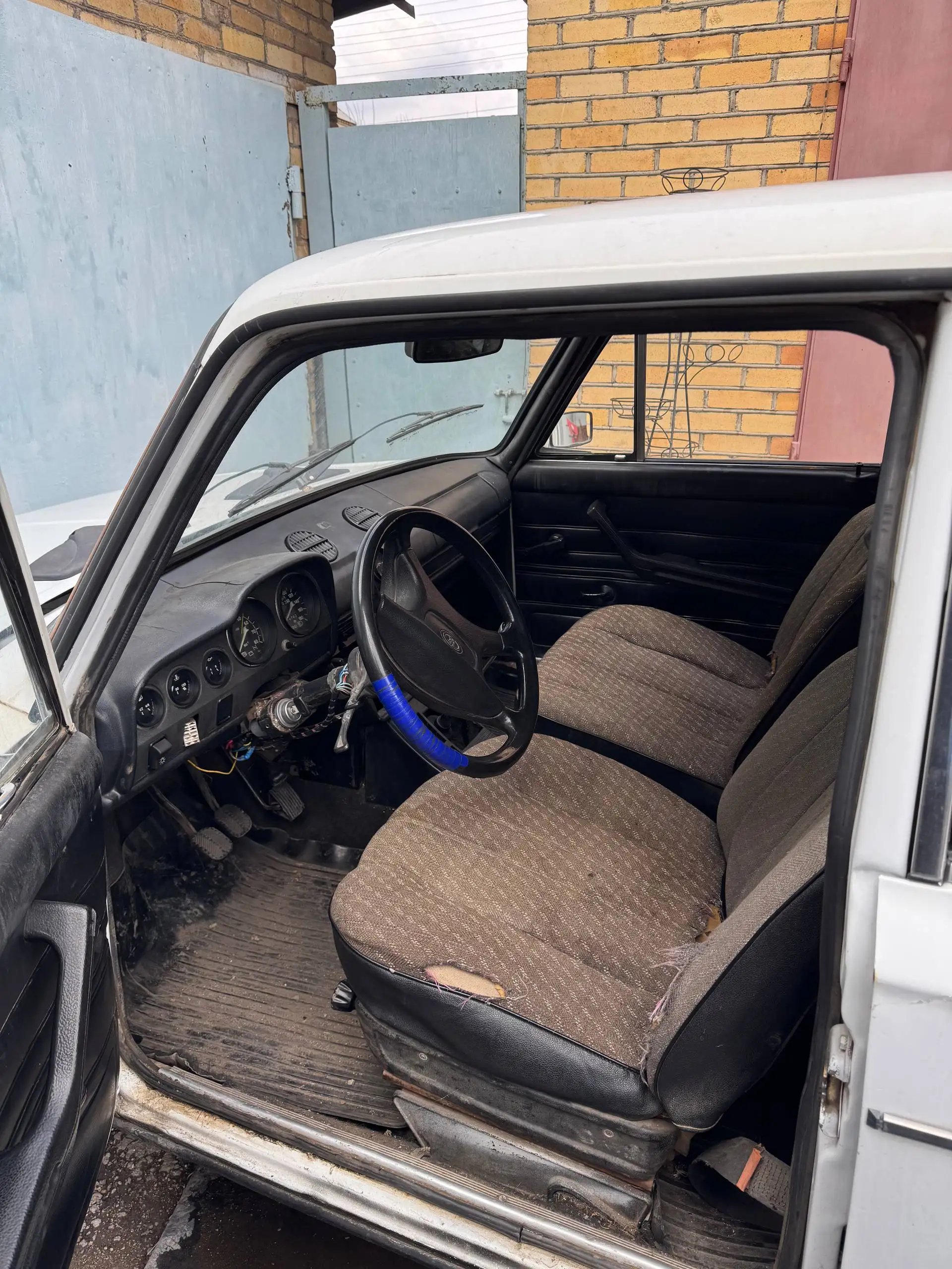 Продажа автомобиля Шоха 2000 года - Легковые автомобили (Авто) в Магнитогорск