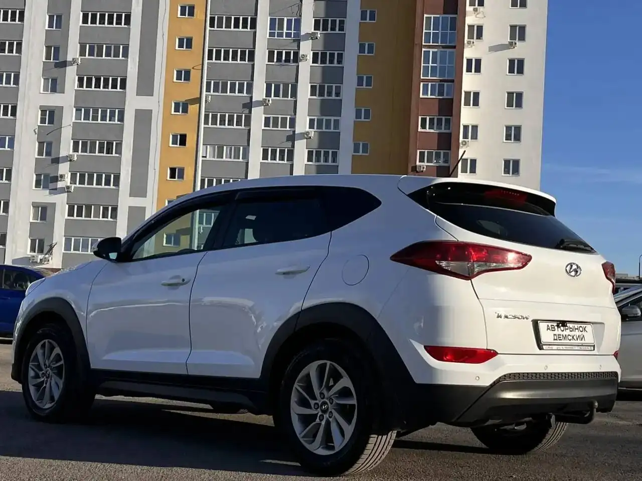 Продажа автомобилей Renault Duster и Hyundai Tucson - Легковые автомобили (Авто) в Магнитогорск