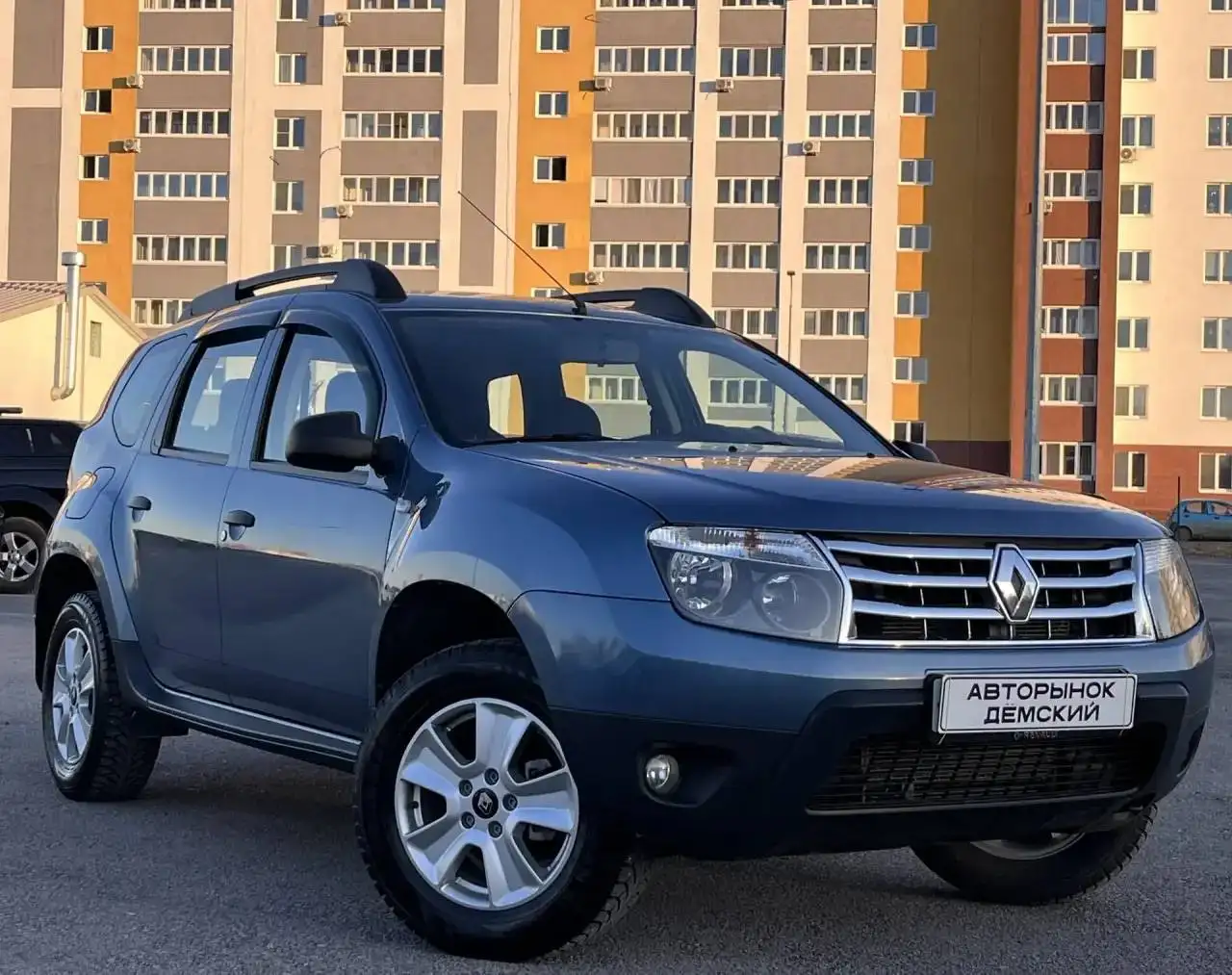 Продажа автомобилей Renault Duster и Hyundai Tucson - Легковые автомобили (Авто) в Магнитогорск