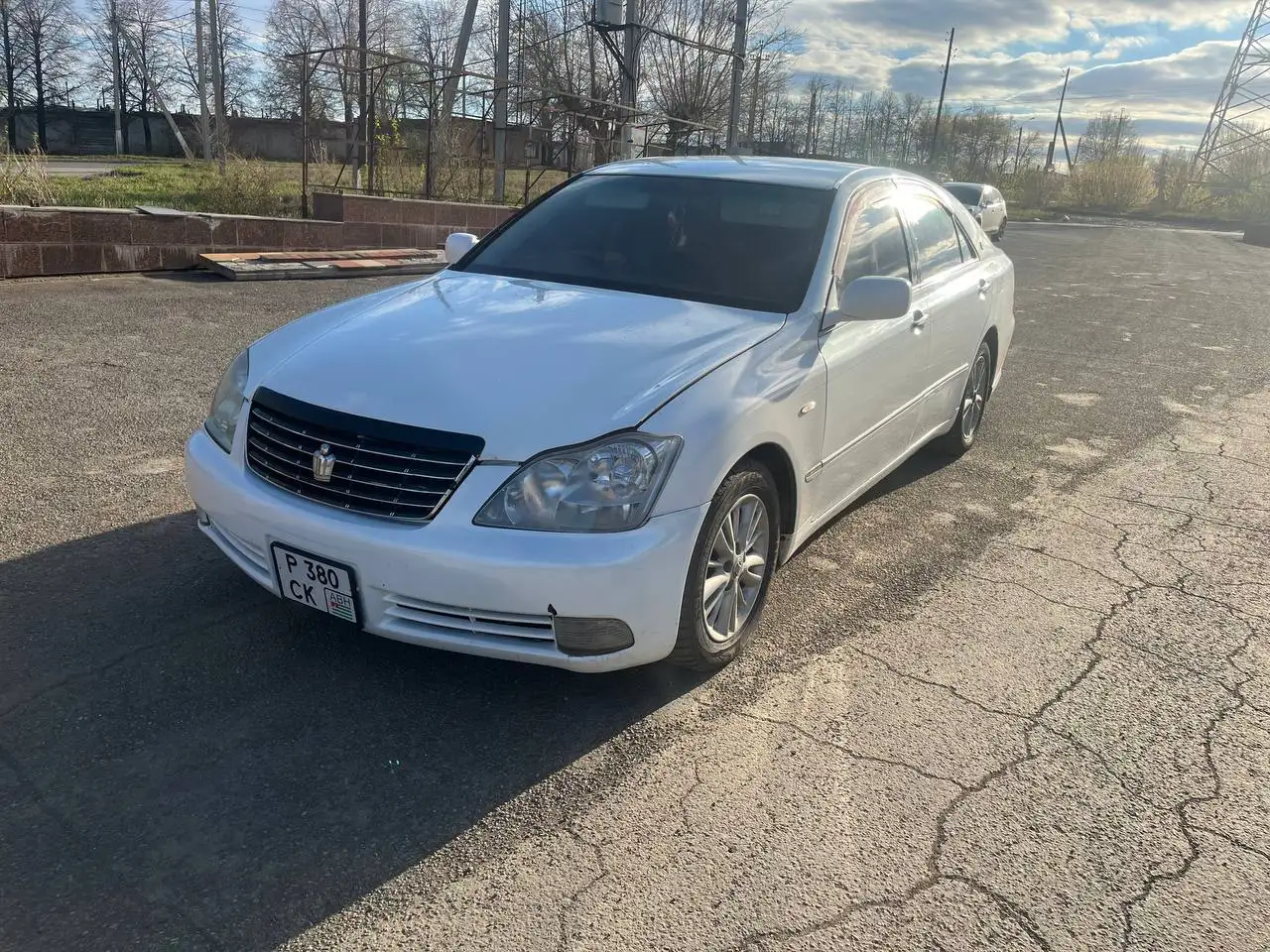 Toyota Crown 3.0 260лс задний привод - Легковой автомобиль (Авто) в Неизвестно