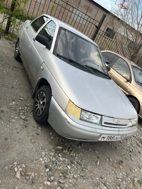 Автомобиль 2003 года - Двигатель и топливная система в Магнитогорск