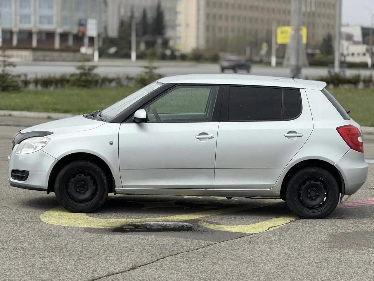 Škoda Fabia II 2009 года, 1.2 л, 69 л.с., механика - Легковые автомобили (Авто) в Магнитогорск