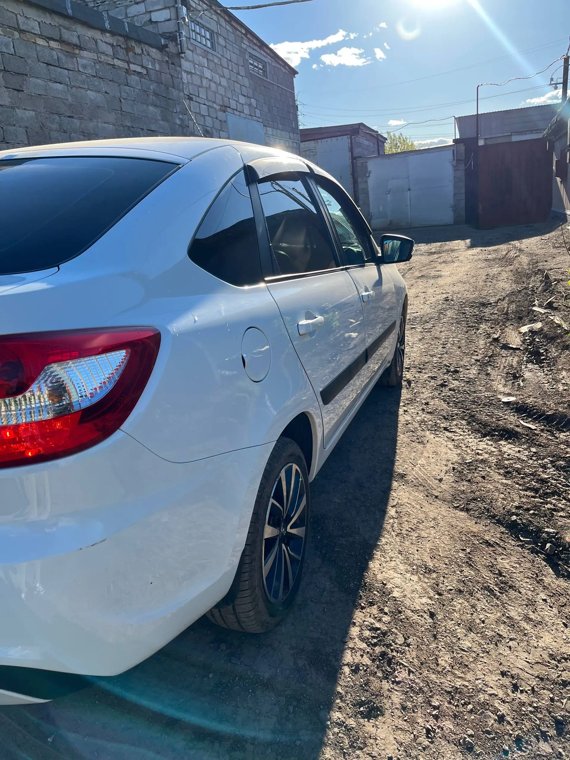Lada Granta в отличном состоянии - Авто в Магнитогорск