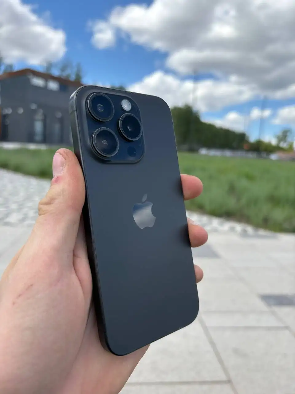 Обмен iPhone 15 Pro на машину или мотоцикл - Разное (обмен) (Авто) в Магнитогорск