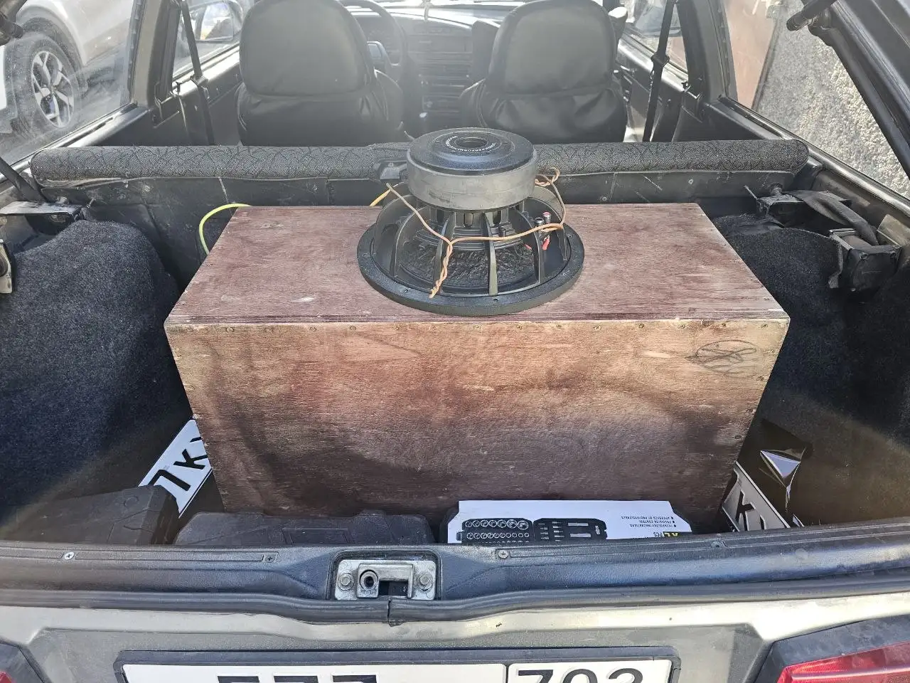 Продам саб 1квт рмс - Автозвук (Авто) в Магнитогорск