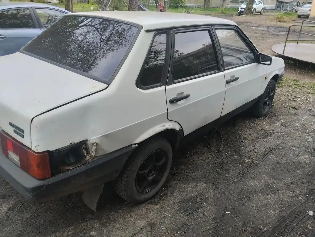 ВАЗ 2199 нужен ремонт - Легковые автомобили (Авто) в Магнитогорск