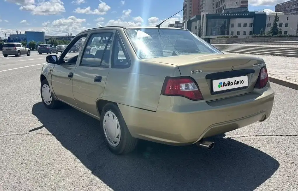 Автомобиль 2011 года - Авто в Магнитогорск