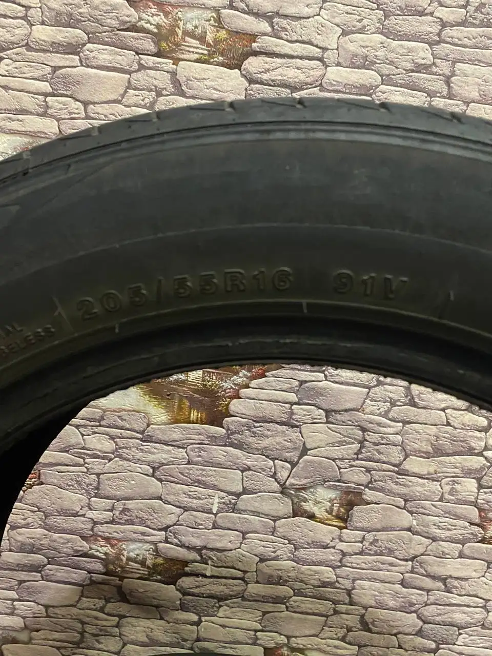 Продам резину 205/55 R16 - Шины и диски (Авто) в Магнитогорск