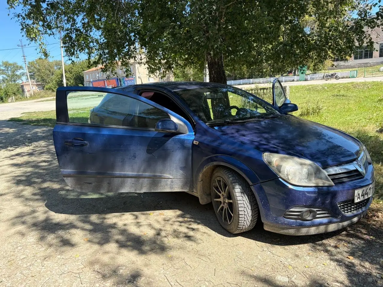 Обмен автомобиля 2006 года, 1.6 - Авто в Магнитогорск