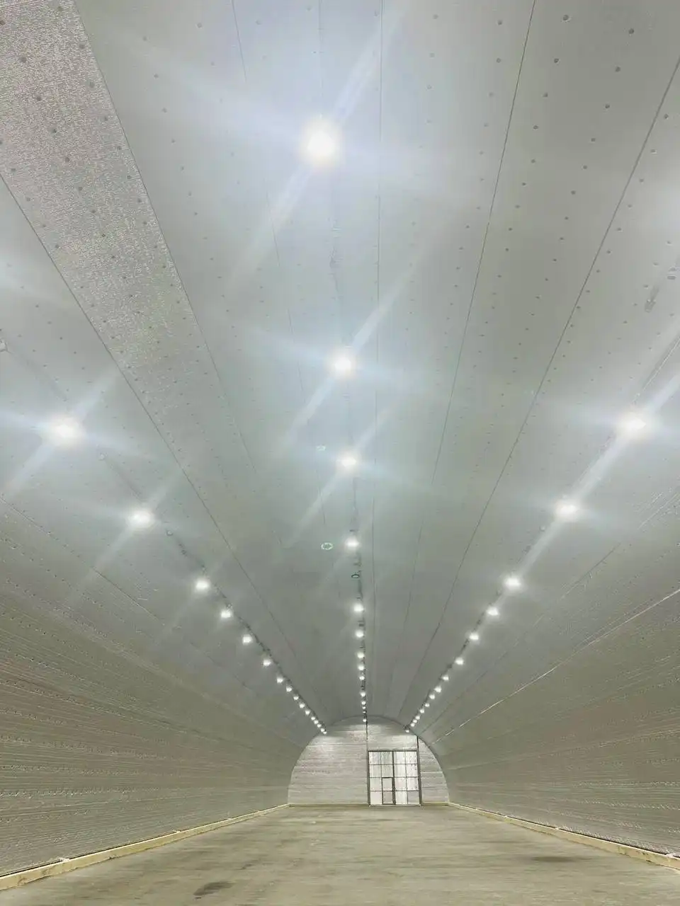 Готовый склад под цветы в Москве